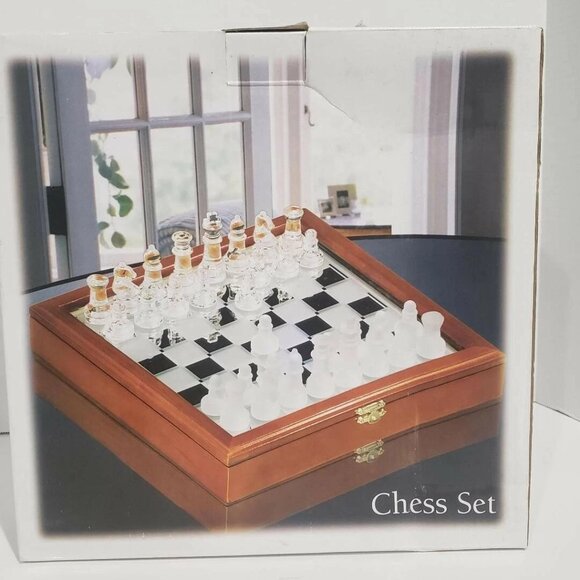 Crystal Chess board Set. - Picture 4 of 4